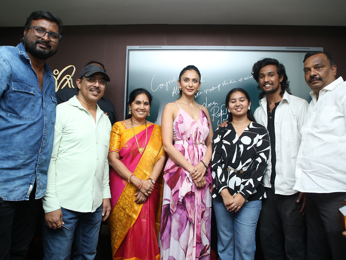 Rakul preet singh at Punjagutta Second Skin Makeup Studio opening2