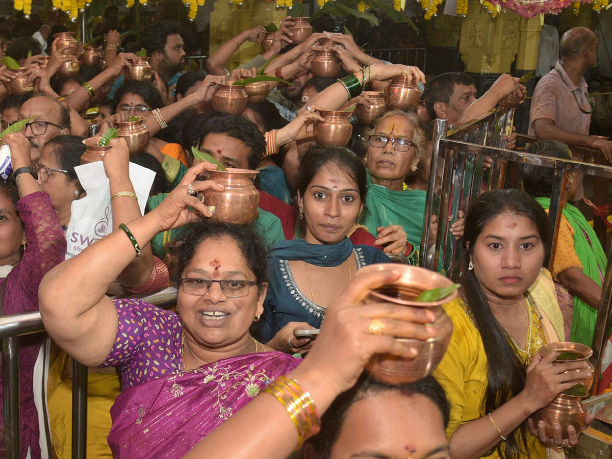 Sri Kanaka Mahalakshmi Ammavari Margashira Masotsavams1