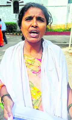 సమస్యలు పరిష్కరించండి సారూ.. 2