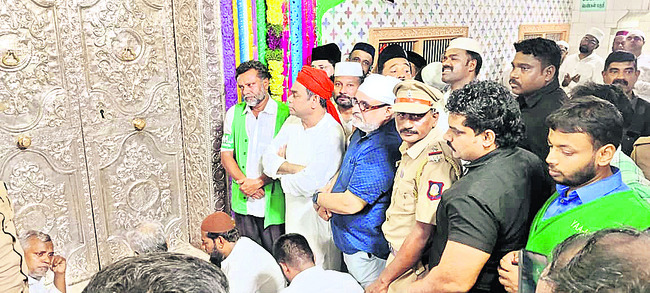 కనుల పండువగా గంధోత్సవం 2