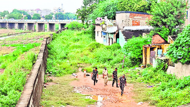 వైర్ల చోరీపై కేసు నమోదు1