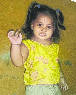 ఇద్దరు పిల్లలతో తల్లి అదృశ్యం 3