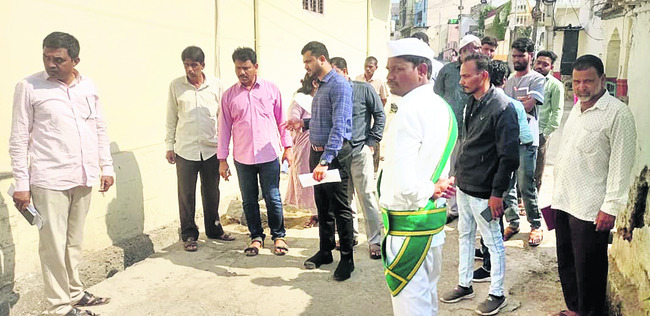 పల్లెల్లో పార్టీల ఫైట్‌1