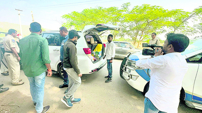 తమ్ముడూ.. తప్పుకో!3