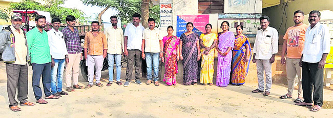 రెండో రోజు నామినేషన్ల జోరు1