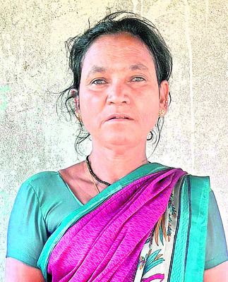 తీరంలో ముసురు..చలిగాలులు 
9