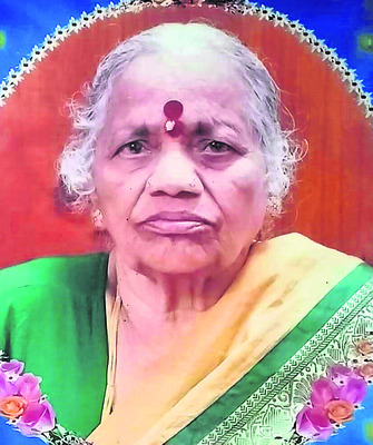 ఒక కుటుంబంలో ముగ్గురు సర్పంచ్‌లు
1