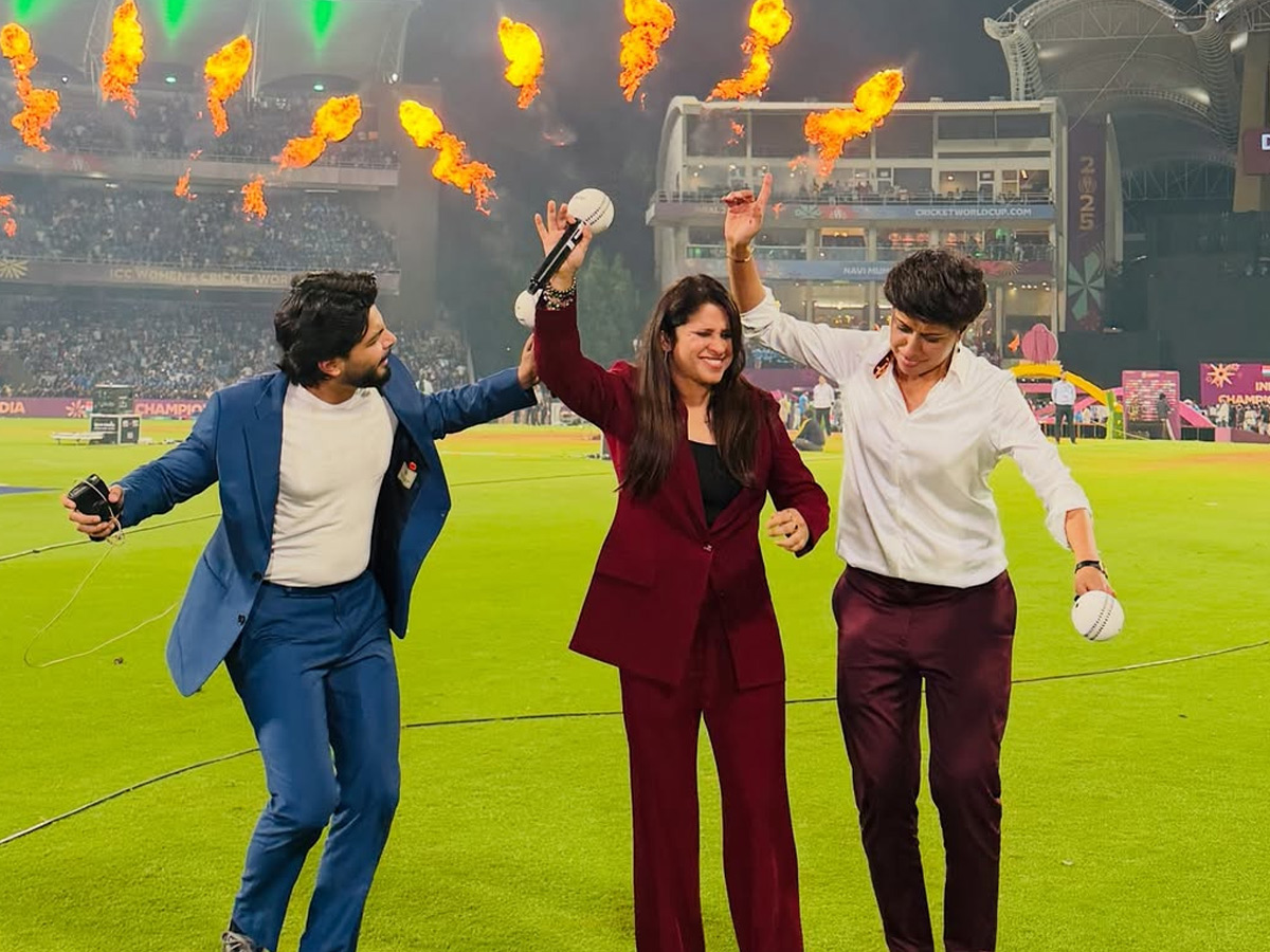 A month After winning The Womens World Cup Photos8