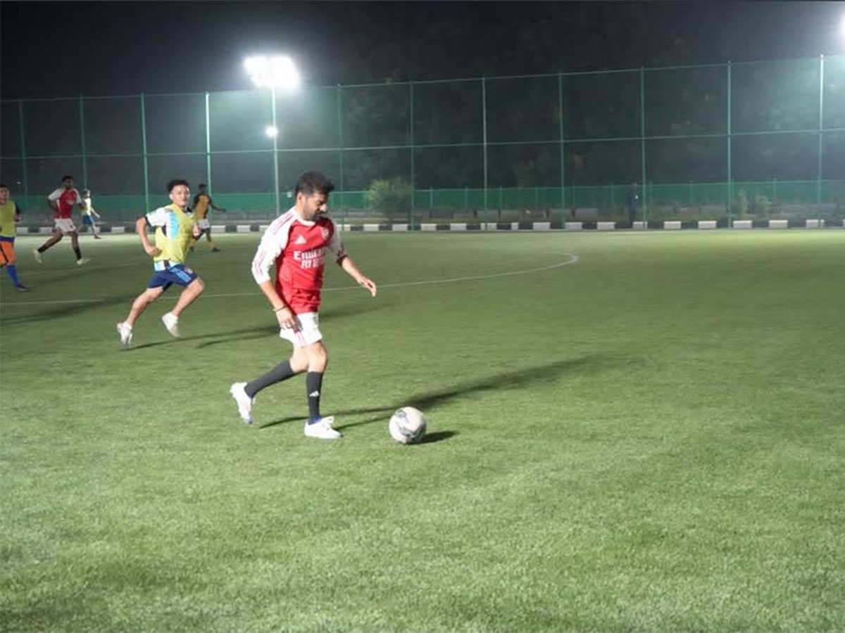 CM Revanth Reddy Practices Football To Face Messi in Hyderabad4