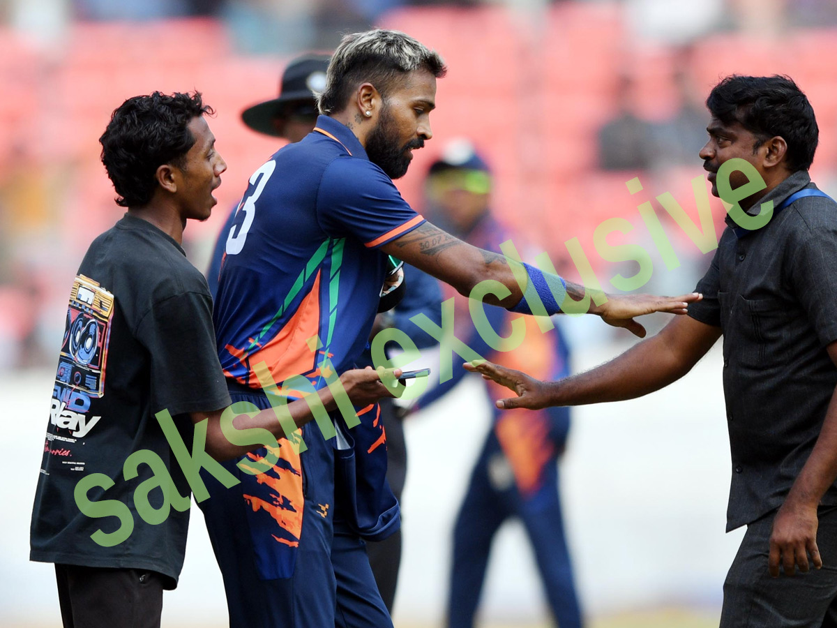 Syed Mushtaq Ali Trophy 2025 In uppal Stadium Photos35