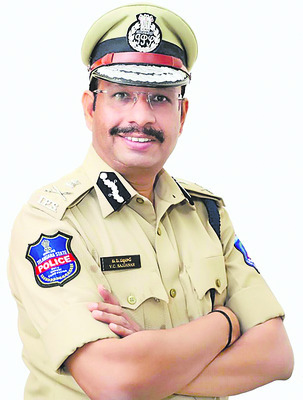 ఏఐనీ తప్పుదోవ పట్టిస్తున్నారు!3