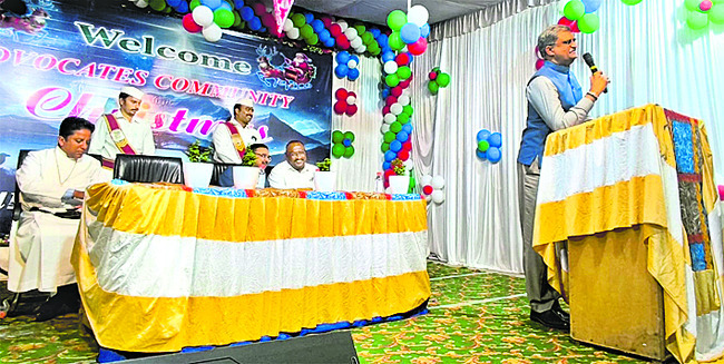 సెమీ క్రిస్మస్‌ వేడుకల్లో హైకోర్టు న్యాయమూర్తి 1