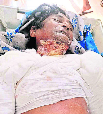 విద్యుత్‌ షాక్‌తో ఆవు మృతి 
3