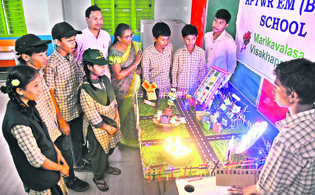 వైజ్ఞానిక ప్రదర్శనలతో మేధోసంపత్తి2