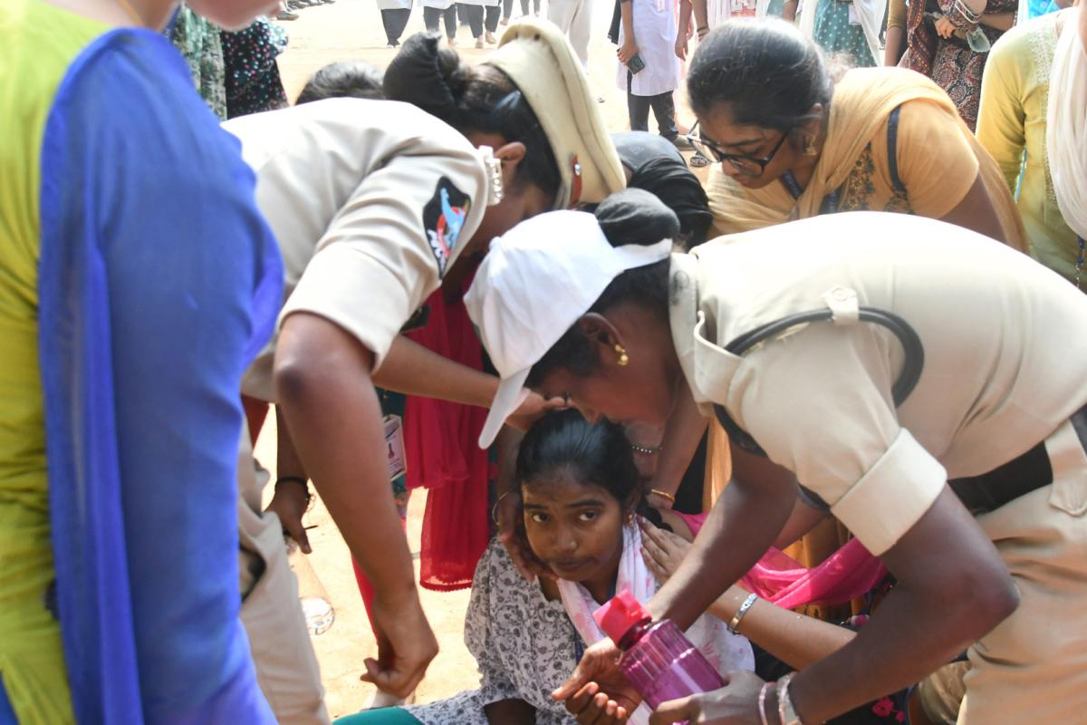 Best Photos of The Week in AP and Telangana Photo Gallery42