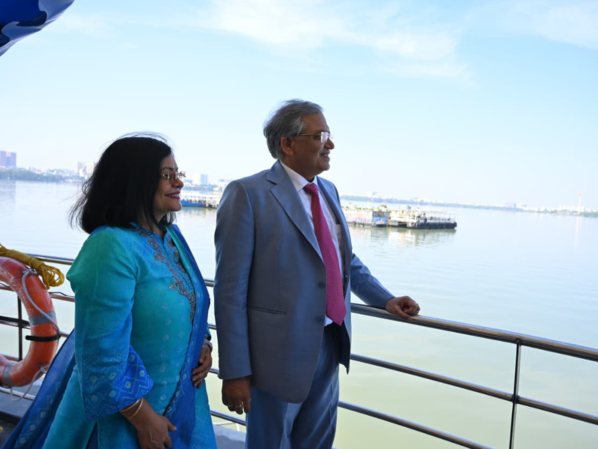Chief Election Commissioner Gyanesh Kumar during his visit to the historic Golconda Fort on Saturday15