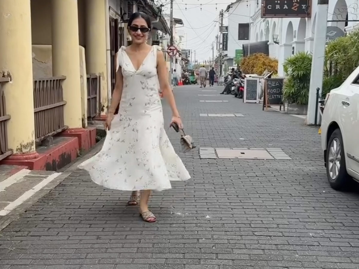  Dhanashree Verma Recently enjoyed a vacation in Sri Lanka, sharing stunning photos and videos of Her trip Photos17