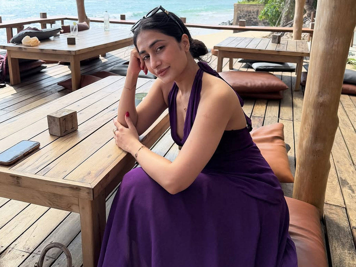  Dhanashree Verma Recently enjoyed a vacation in Sri Lanka, sharing stunning photos and videos of Her trip Photos4