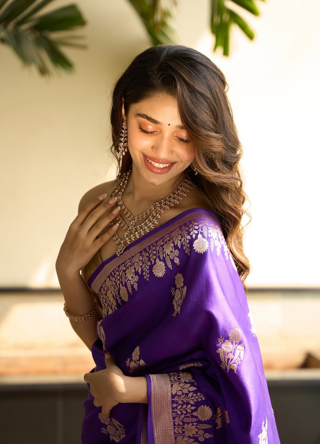 Krithi Shetty in a colorful saree The beauty shared photos for her fans.2