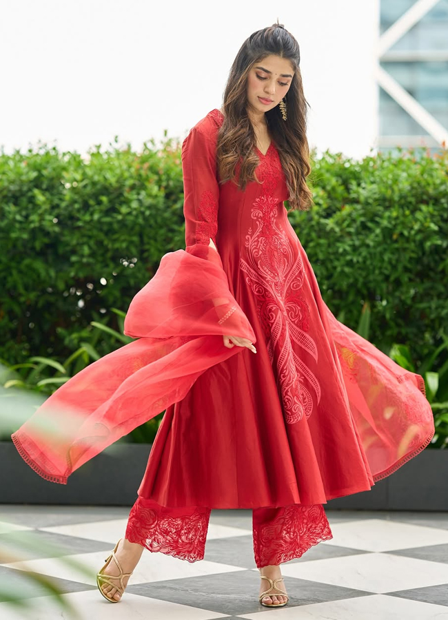 Krithi Shetty in a colorful saree The beauty shared photos for her fans.18