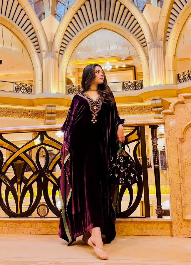 Krithi Shetty in a colorful saree The beauty shared photos for her fans.6