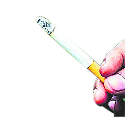 నకిలీ సిగరెట్ల దందా! 1