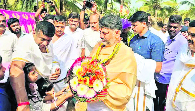 కేరళ ఆర్టీసీ బస్సు బుగ్గి1