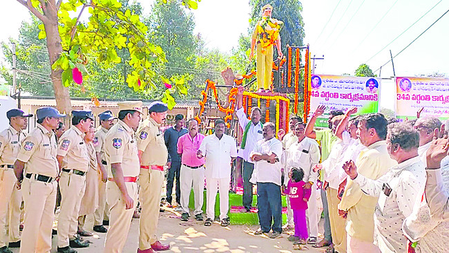 చెక్‌ ‘పవర్‌’తోనే క్రేజ్‌..! పంచాయతీ ఎన్నికల్లో సర్పంచ్2