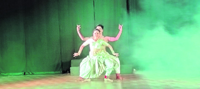 సంప్రదాయాలను కాపాడదాం 1