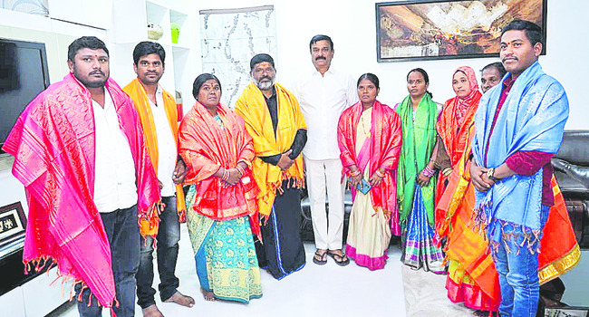 విద్యాధరికి లక్ష పుష్పార్చన2