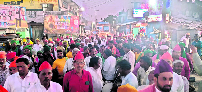 ఖాదర్‌లింగ స్వామికి ప్రత్యేక ఫాతేహాలు1