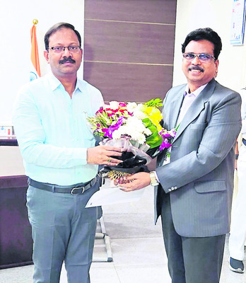 ఎన్‌డీసీసీబీ పర్సన్‌ ఇన్‌చార్జీగా బాధ్యతలు స్వీకరణ 1