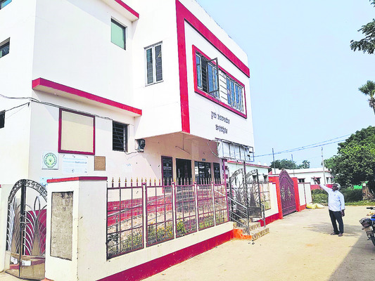 మా ఊరిని మార్చింది జగనే.. 1