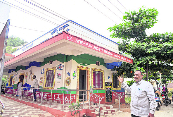 మా ఊరు రూపు మార్చిన మహర్షి జగన్‌1