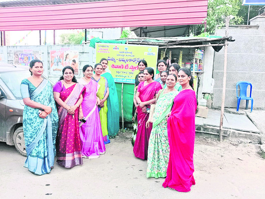 ‘స్వయం’శక్తితో ముందడుగు1