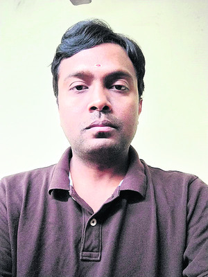 భక్తులు ఎక్కువ.. రైళ్లు తక్కువ2