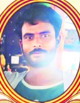 పాముకాటుతో యువతి మృతి1