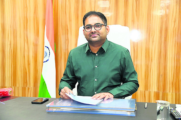 ఇబ్బంది పడొద్దనే..
1