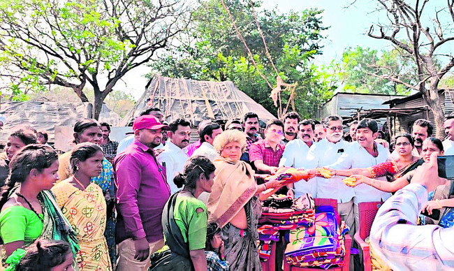   జగనోత్సాహంతో..   
2