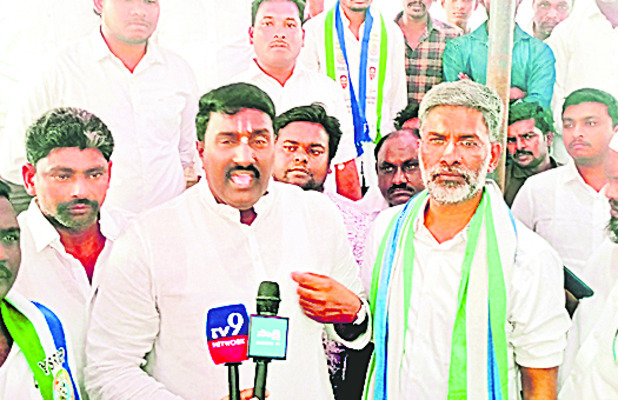 మంగళగిరిలో యువత భారీ ర్యాలీ 2