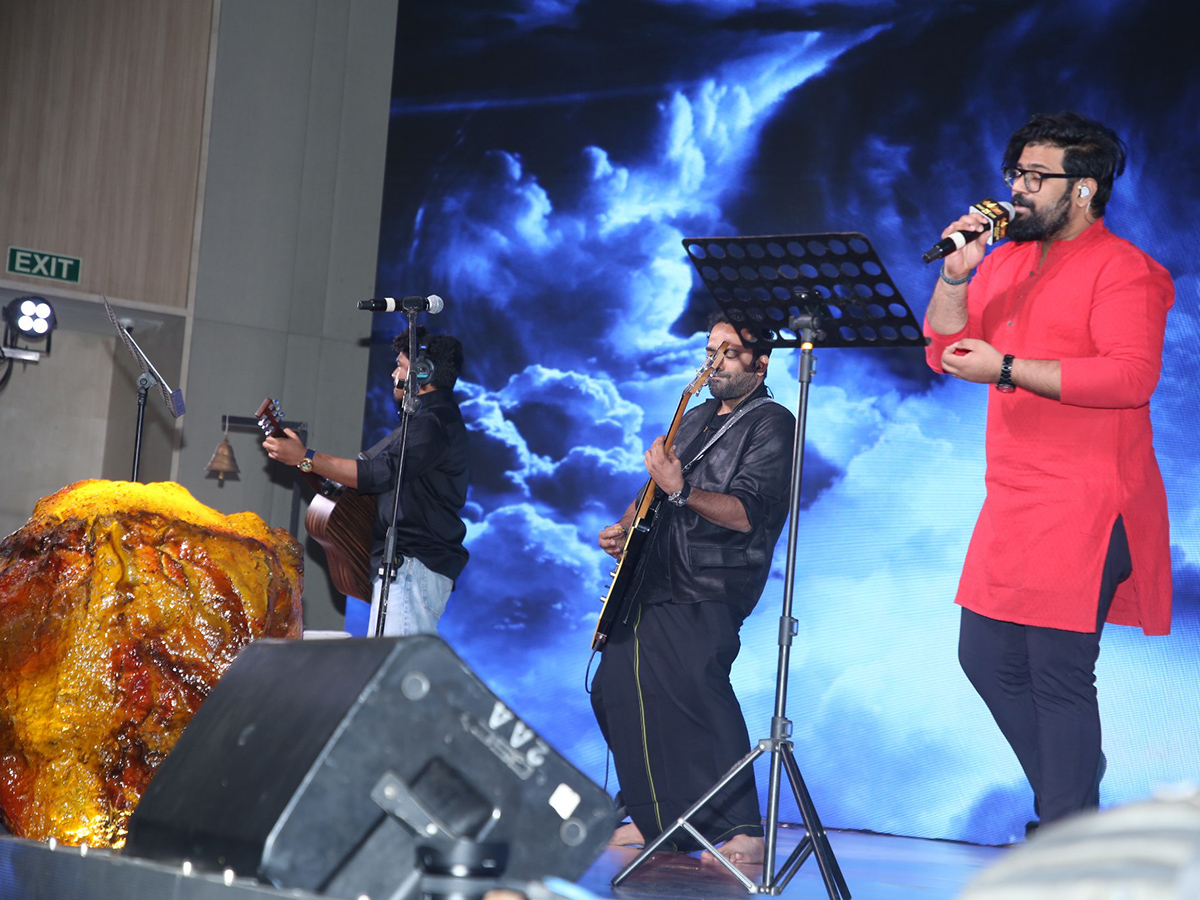 Aadi Sai Kumar : Shambhala Movie Pre Release Event Photos10