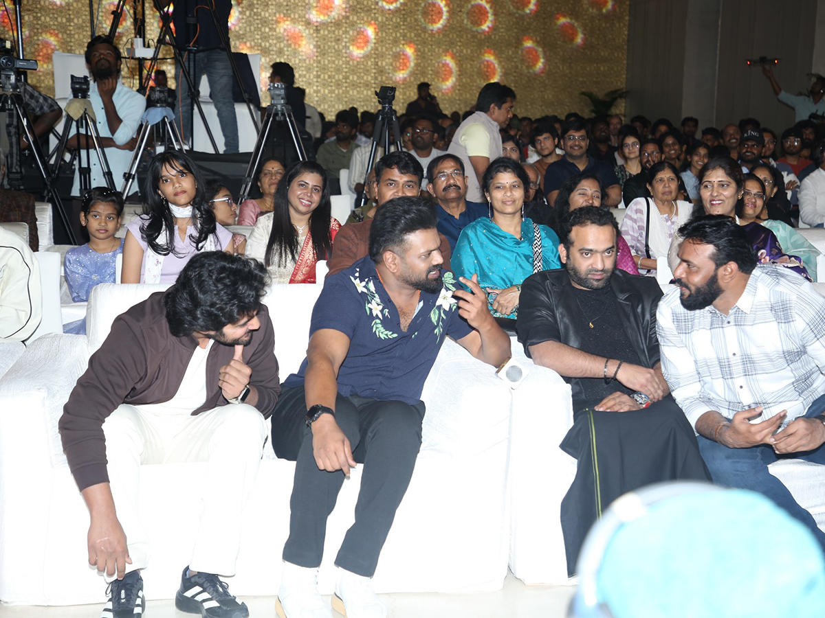 Aadi Sai Kumar : Shambhala Movie Pre Release Event Photos28