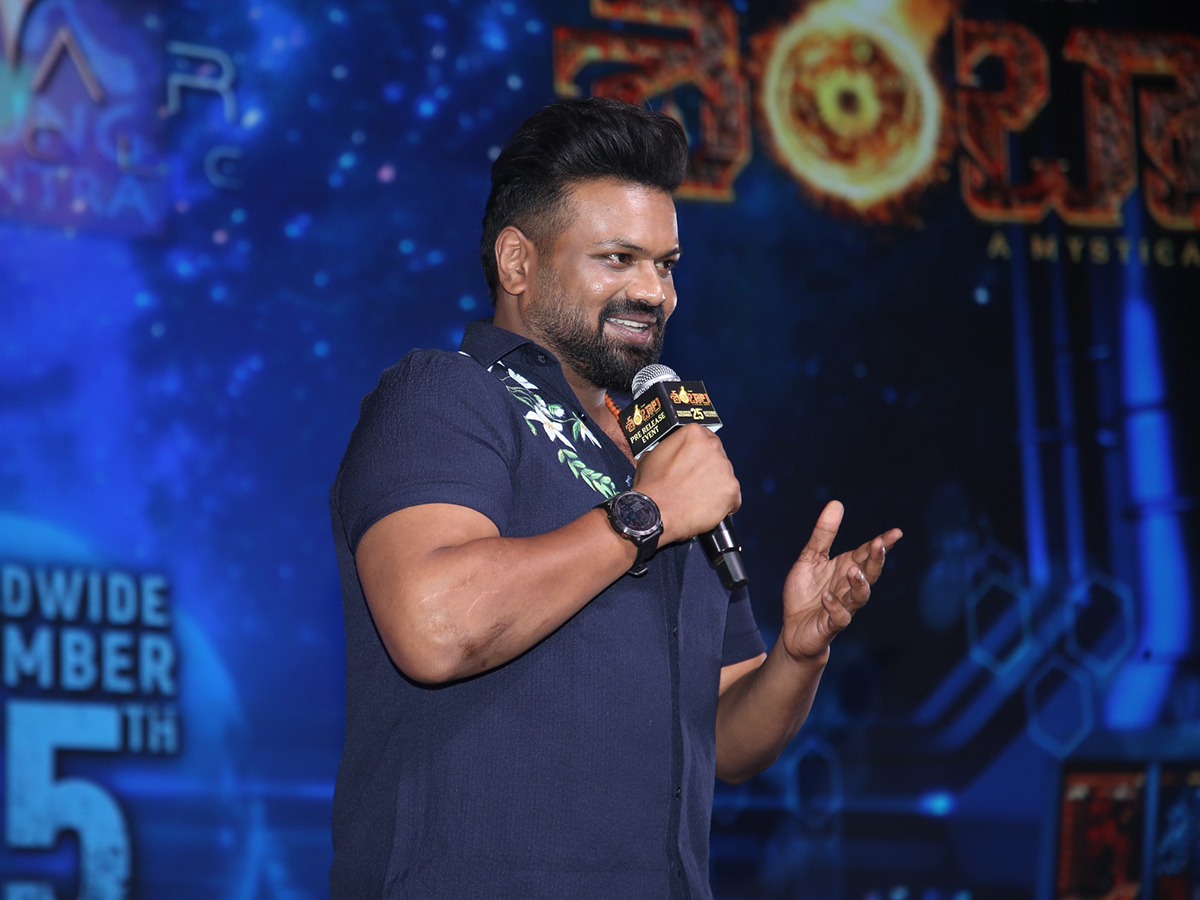 Aadi Sai Kumar : Shambhala Movie Pre Release Event Photos8