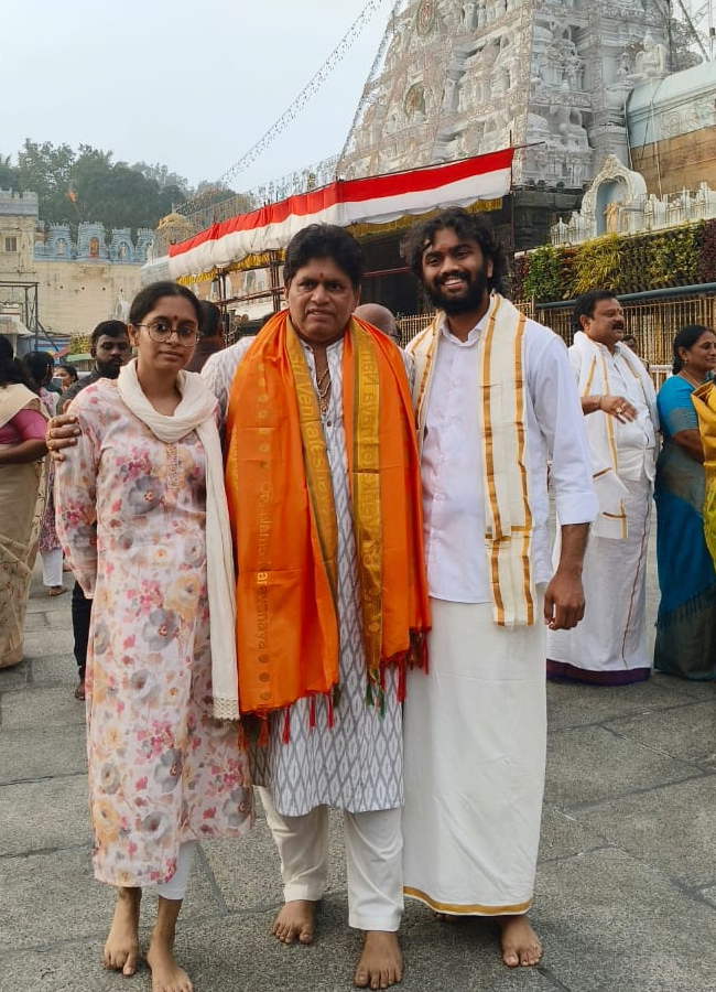 Roshan and comedian Raghu in the service of Lord Venkateswara at Tirumala (Photos)9