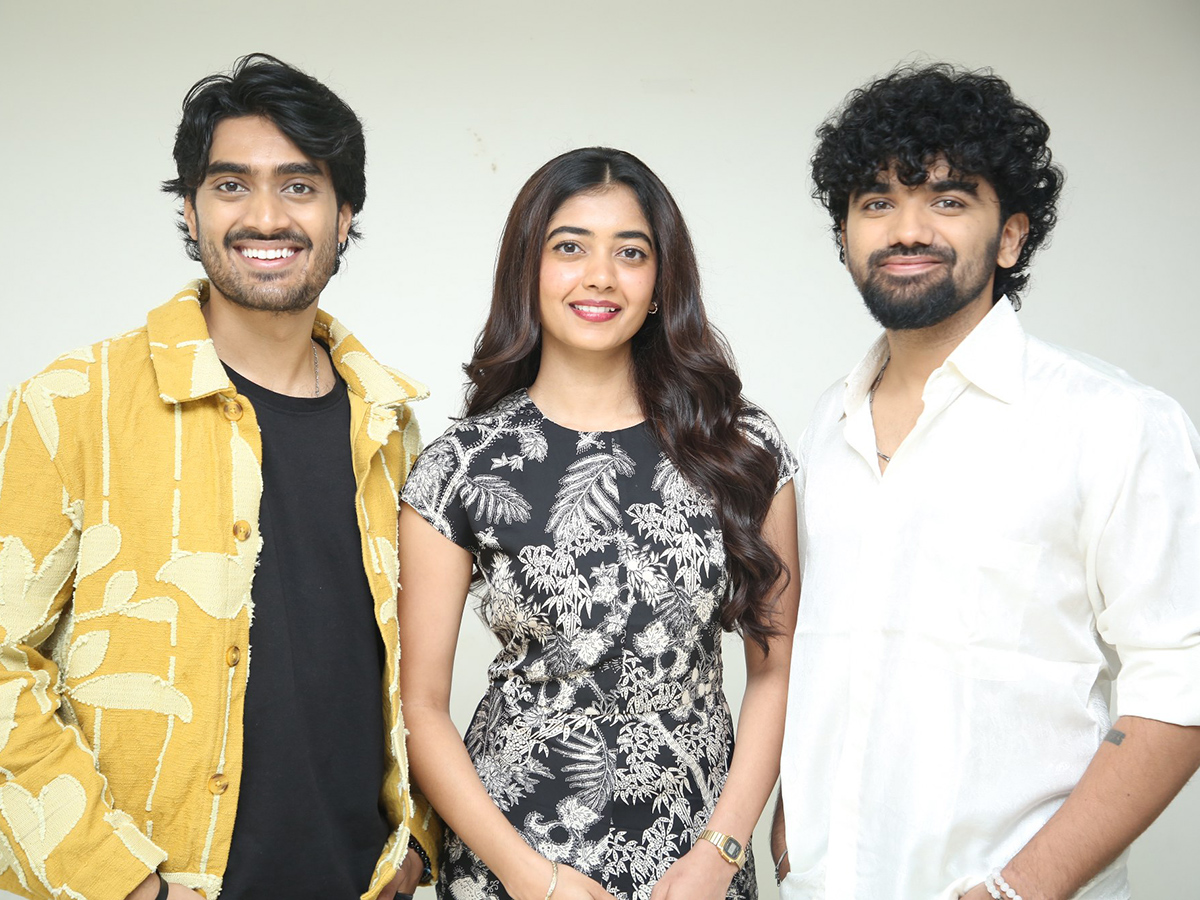 Patang Movie Press Meet Photos8