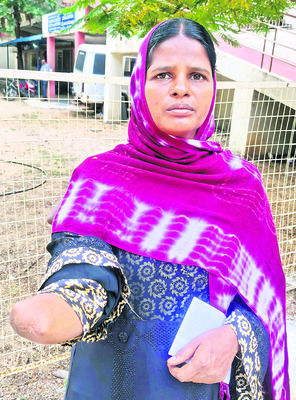 అభాగ్యులకు అందని పింఛన్‌ 2