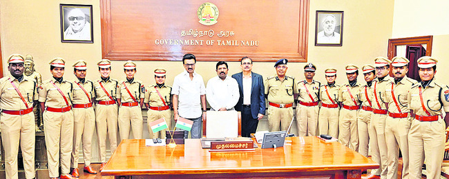 మోడల్‌ పాఠశాలలు ప్రారంభం1