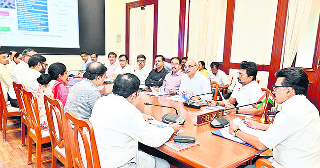 మోడల్‌ పాఠశాలలు ప్రారంభం2