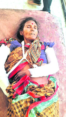 తెల్లారిన కూలీల బతుకులు..!2