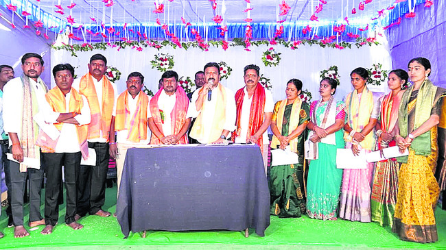 పాలన మురువాలె!2